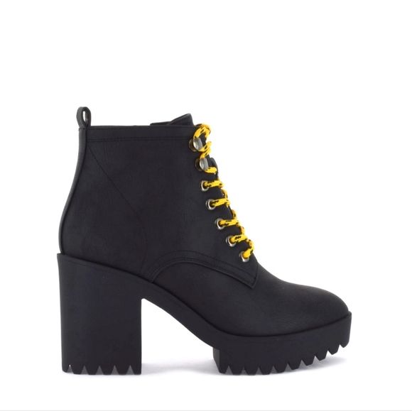 SEVEN7 FOOTWEAR Flatiron Boot - Picture 5 of 7